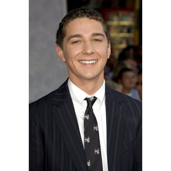 Shia Labeouf At Arrivals For The Greatest Game Ever Played Premiere, The El Capitan Theater, Los Angeles, Ca, September 25, 2005. Photo By Michael GermanaEverett Collection Celebrity