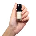 thumbnail image 2 of Removedor de cutículas LONDONTOWN Fresh Glow Hidratante 12 ml, 2 of 3