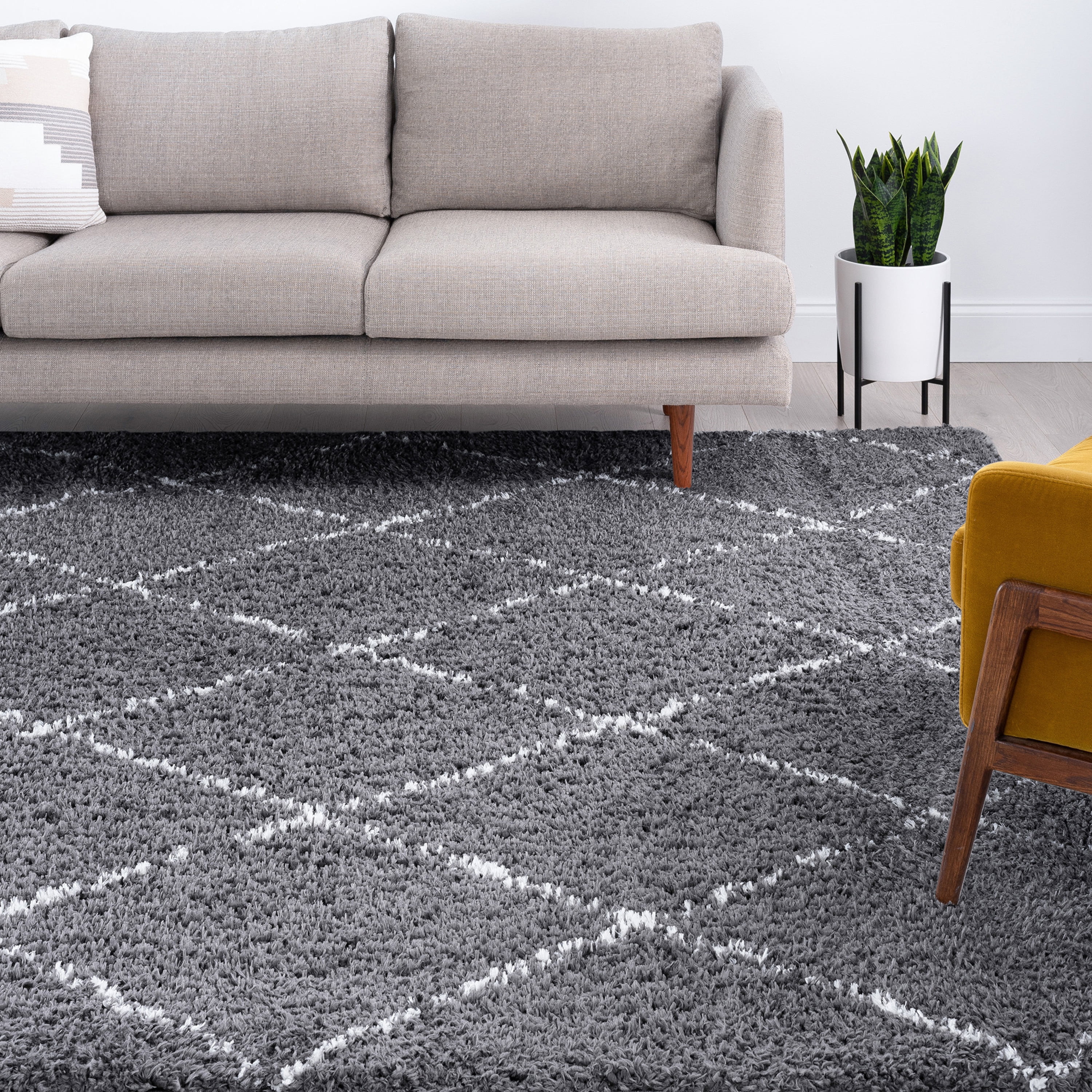 Contemporary 5x8 Area Rug Shag Thick (5'3'' x 7'3'') Diamond Dark Gray, White Living Room Easy to Clean