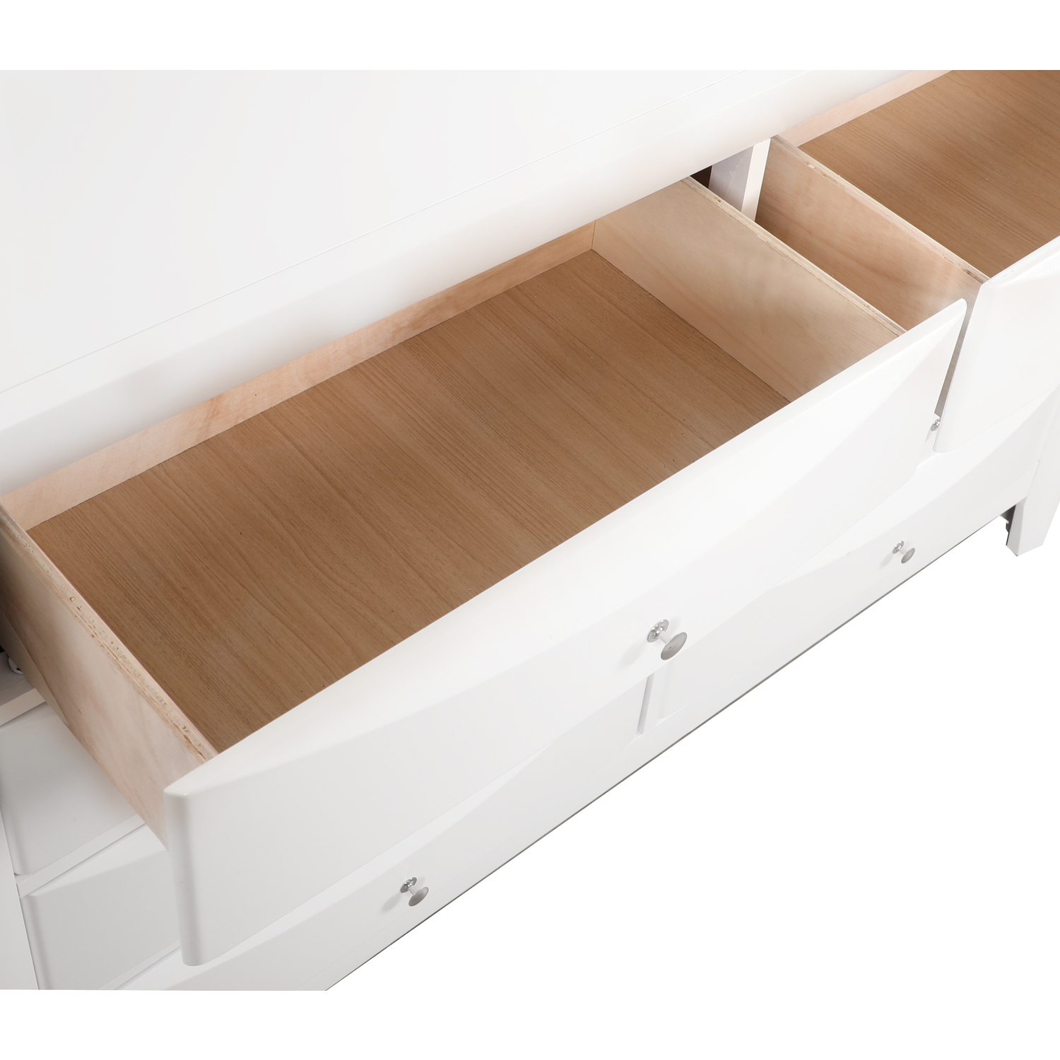 Glory Furniture Marilla 8-Drawers Bedroom Dresser in White