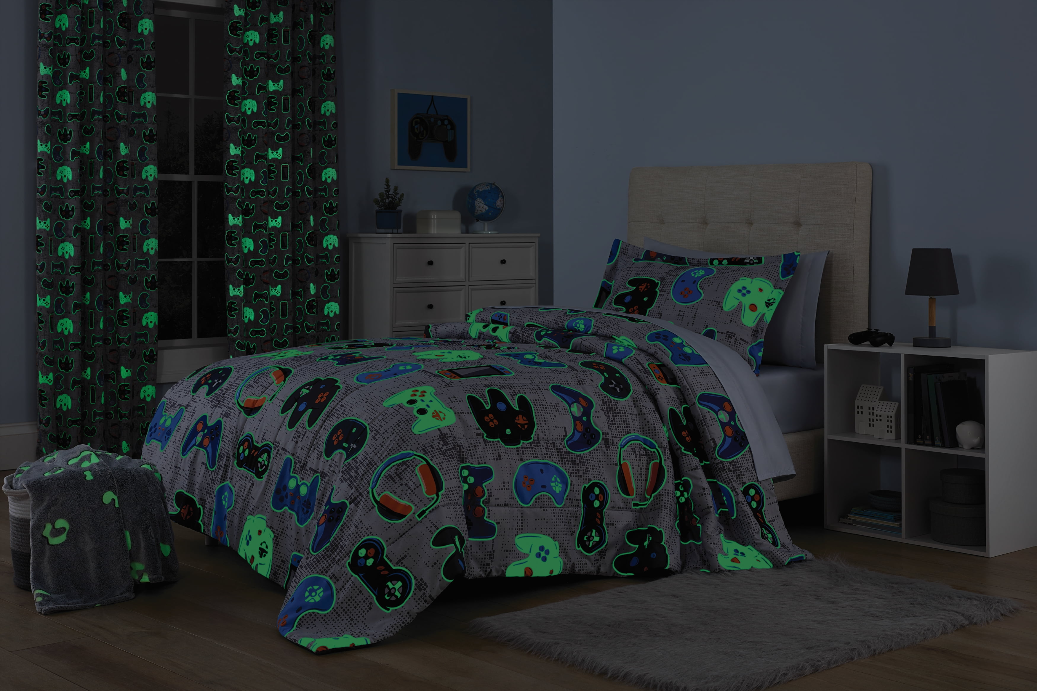 Your Zone Glow-in-the-Dark Gamer Bed-in-a-Bag Coordinating Bedding Set, Twin