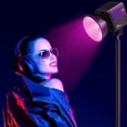 thumbnail image 3 of Klonfd Lampe Vidéo LED 60W Portable pour Photographie COB avec RVB et 24 Modes de Scène, Charge Réglable 2500 6500K (/Type C) 0R pour Prise de Vue Extérieure/, 3 of 4