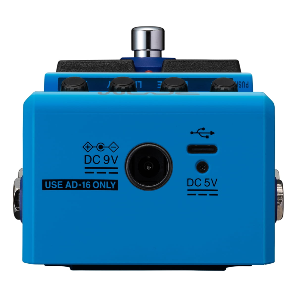 Zoom MS-70CDR+ MultiStomp Chorus/Delay/Reverb Pedal, Bundle with AA 2700mAh NiMH Batteries and 4-Bay Charger