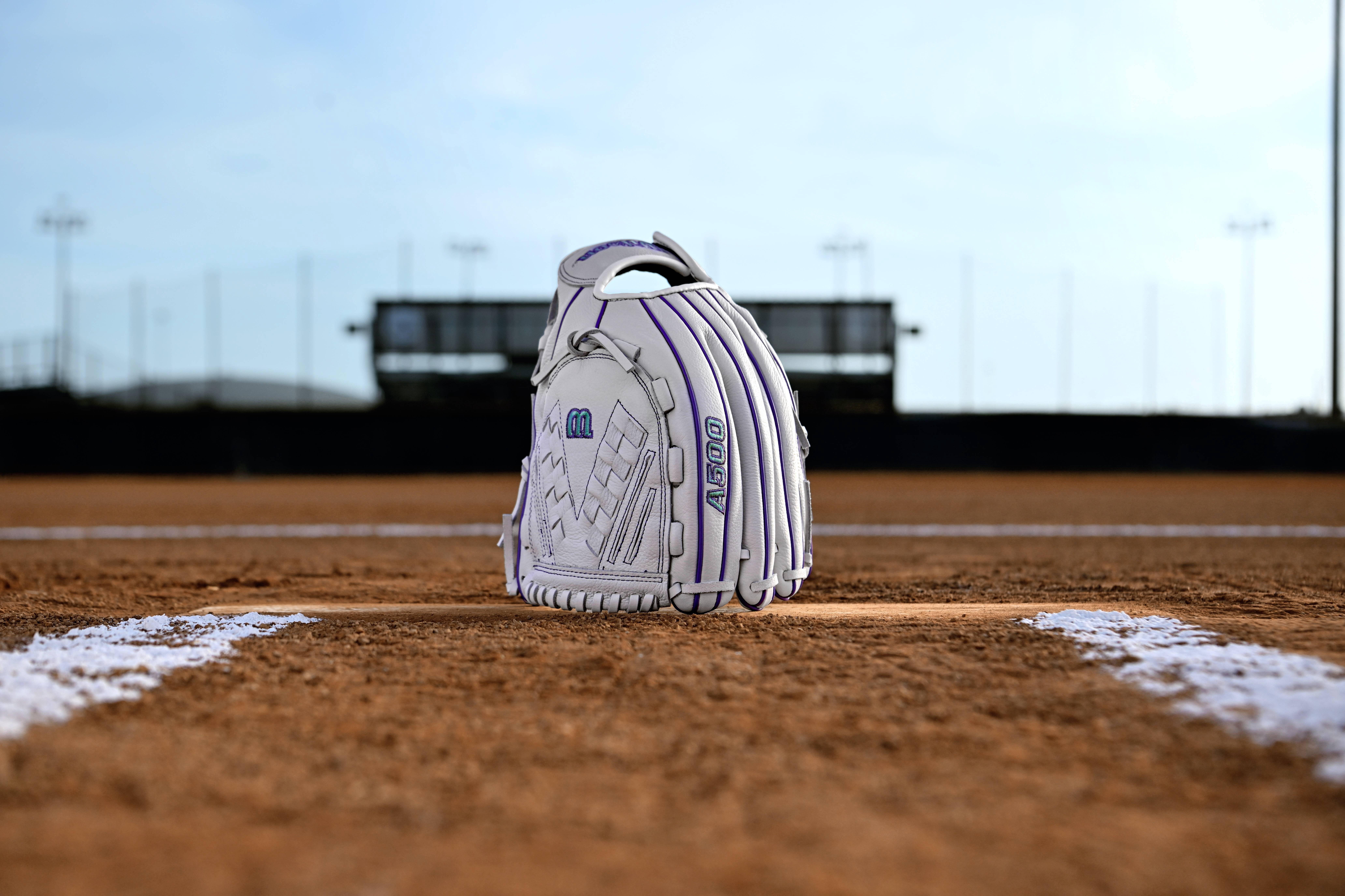 Wilson 2026 A500™ Siren™ 12.5" Youth Fastpitch Glove - White/Purple/Teal, Right Hand Throw
