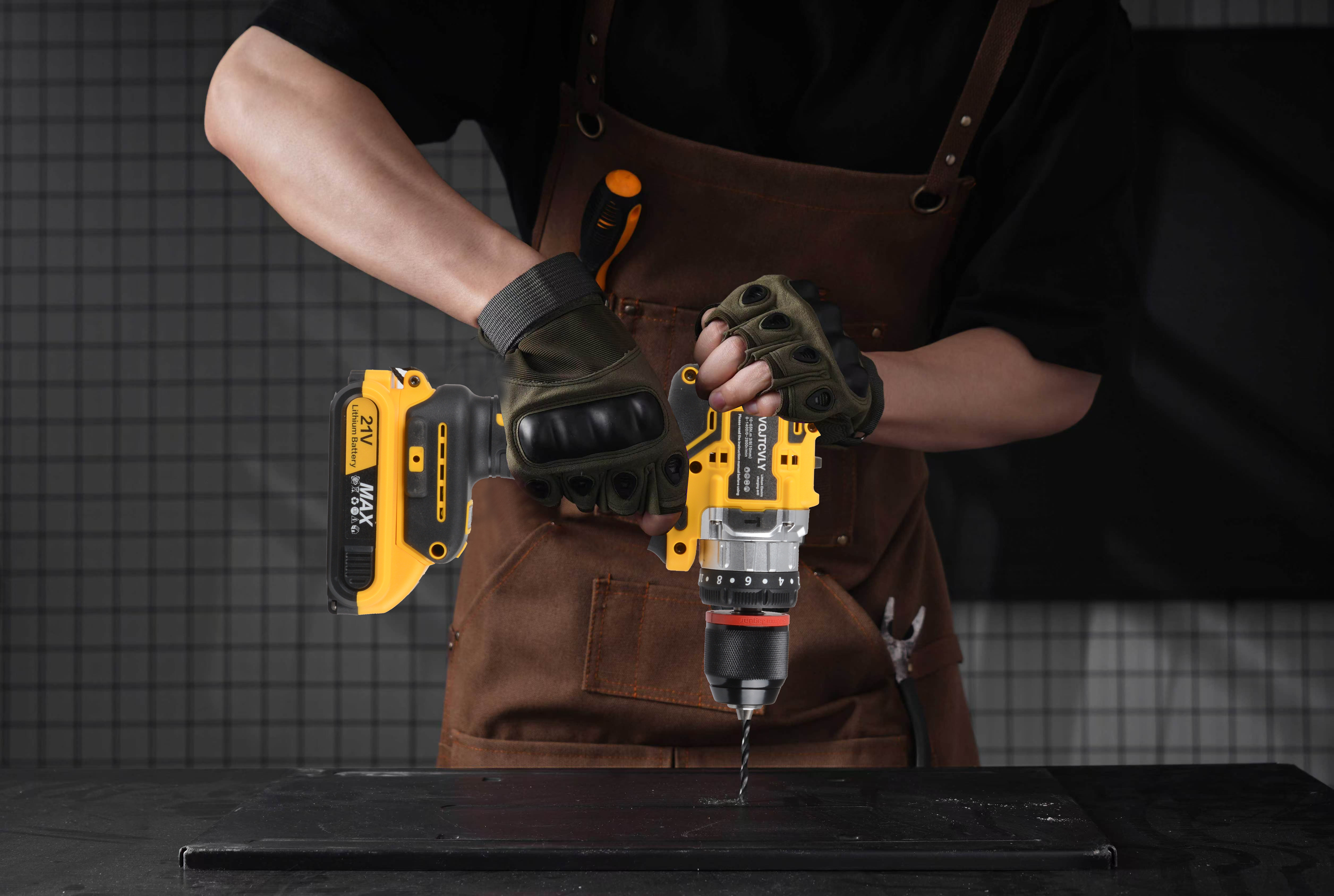 Euur 21V Brushless Cordless Drill Set with 26 Drill Bits photo 6