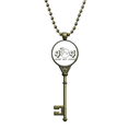 thumbnail image 1 of La Luna alrededor de la nave espacial Llavero Collar Colgante Bandeja Cadena Embellecida Unbranded  M, 1 of 3