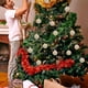 thumbnail image 1 of Bolas de adornos navideños de terciopelo flokado de 12 piezas - Decoraciones colgantes de árbol de plástico marrón de 2,4 pulgadas, 1 of 6