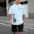 thumbnail image 1 of WILLBEST Conjunto de Traje para Hombre con Estampado de Oso para Uso Exterior E Informal. Combinación de Manga Corta y Pantalones Cortos para Verano. Ideal para Relajación y Actividades Físicas., 1 of 3