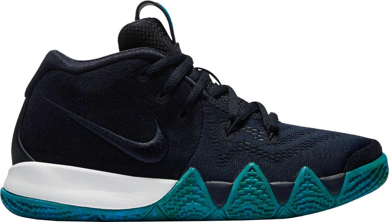 kyrie 4 little kids