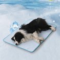 thumbnail image 3 of CBFFDC Tapis Rafraîchissant Lavable pour Animaux de Compagnie Auto-Refroidissant Tapis Doux Lavable pour Chien avec Bosses de Massage 3D Facile à Nettoyer Résistant aux Rayures Couverture Rafraîchissante d'Été, 3 of 7