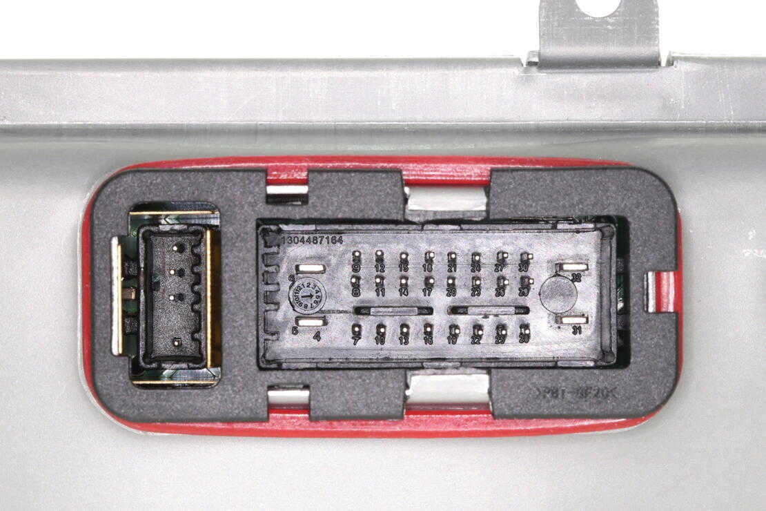 VEMO V30-73-0215 Control Unit, lights