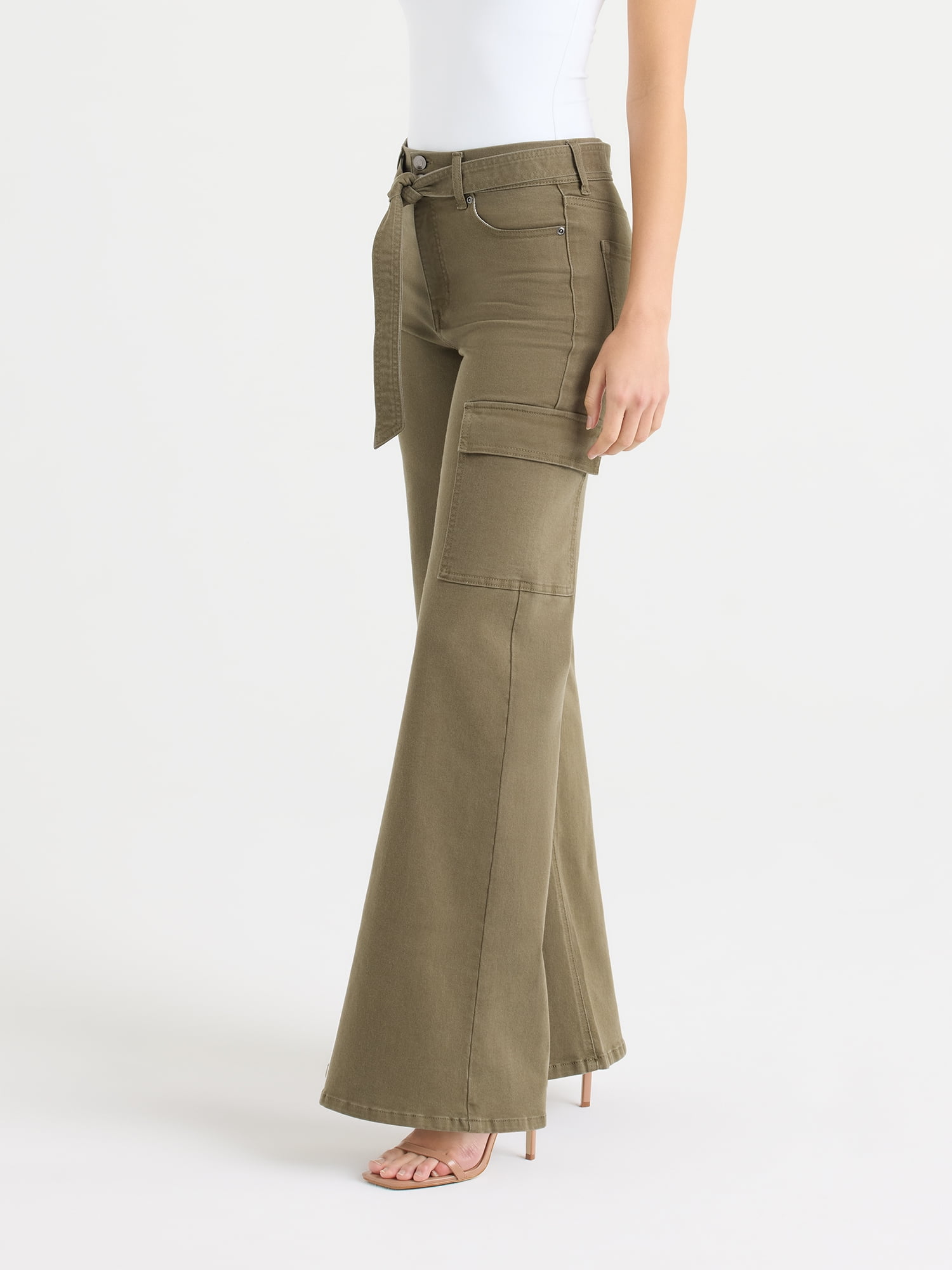 Sofia by Sofia Vergara Women's and Women's Plus Margot Wide Leg High Rise Cargo Jeans with Belt, Sizes 0-28W