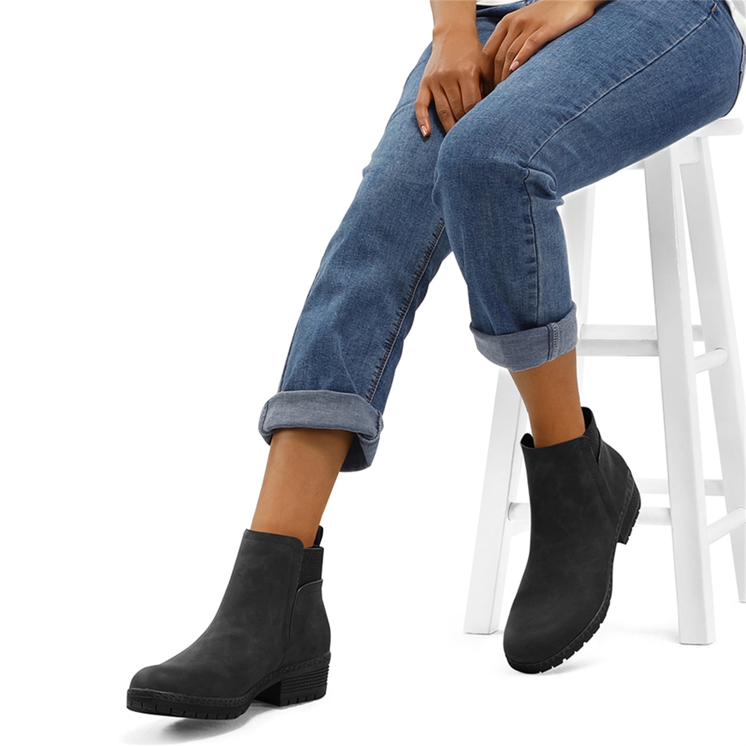 Pennysue Women's Ankle Boots Platform Lug Sole Chunky Heel Black Matte Chelsea Booties with Side Zipper Size 8