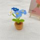 thumbnail image 3 of Decoración de maceta de ganchillo hecha a mano - Planta de rosas tejida para salpicadero de coche, oficina, decoración del hogar - Mini flores de simulación de lana, 3 of 3