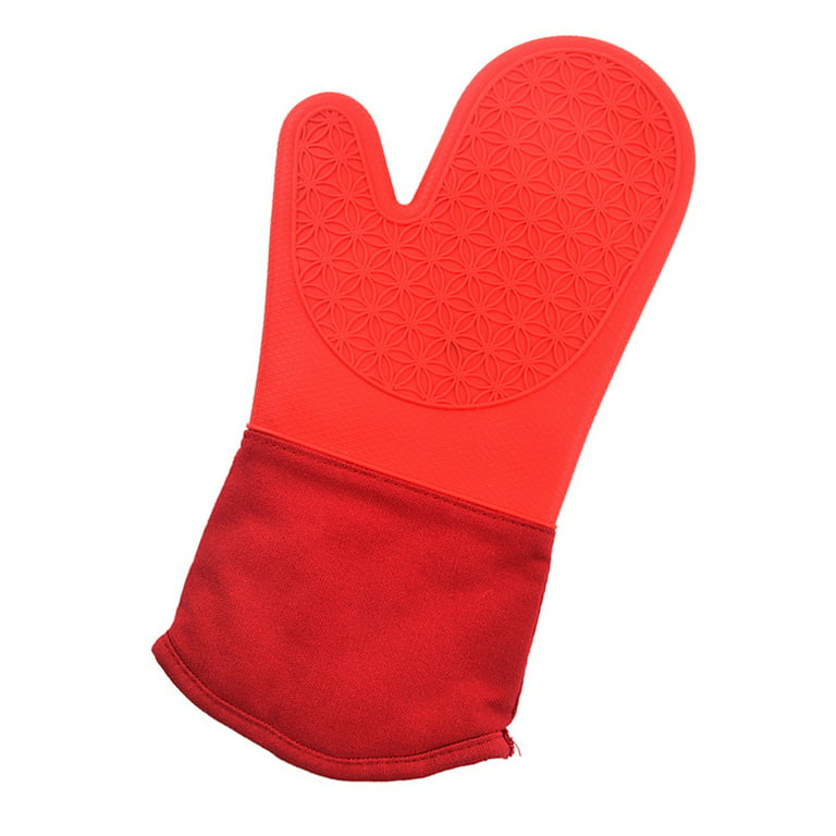 The Best-Selling Homwe Silicone Oven Mitts Are on Sale for a Limited Time