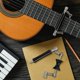 thumbnail image 5 of Paquete de 2 cejillas deslizantes para guitarra, cejilla ajustable de goma y acero inoxidable para afinar, 5 of 5