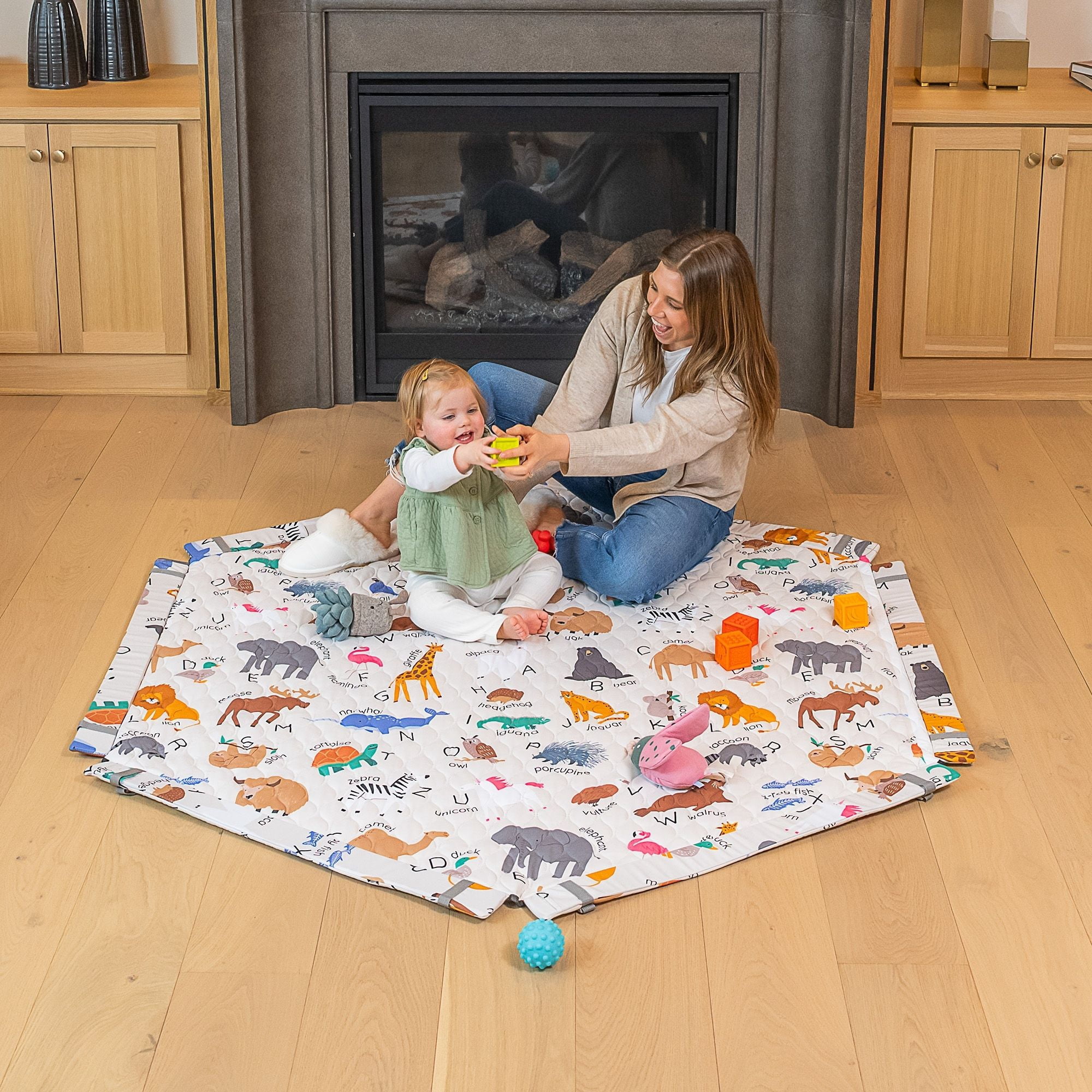 Toddleroo by North States SecureMat Playmat for Superyards, Animal Alphabet