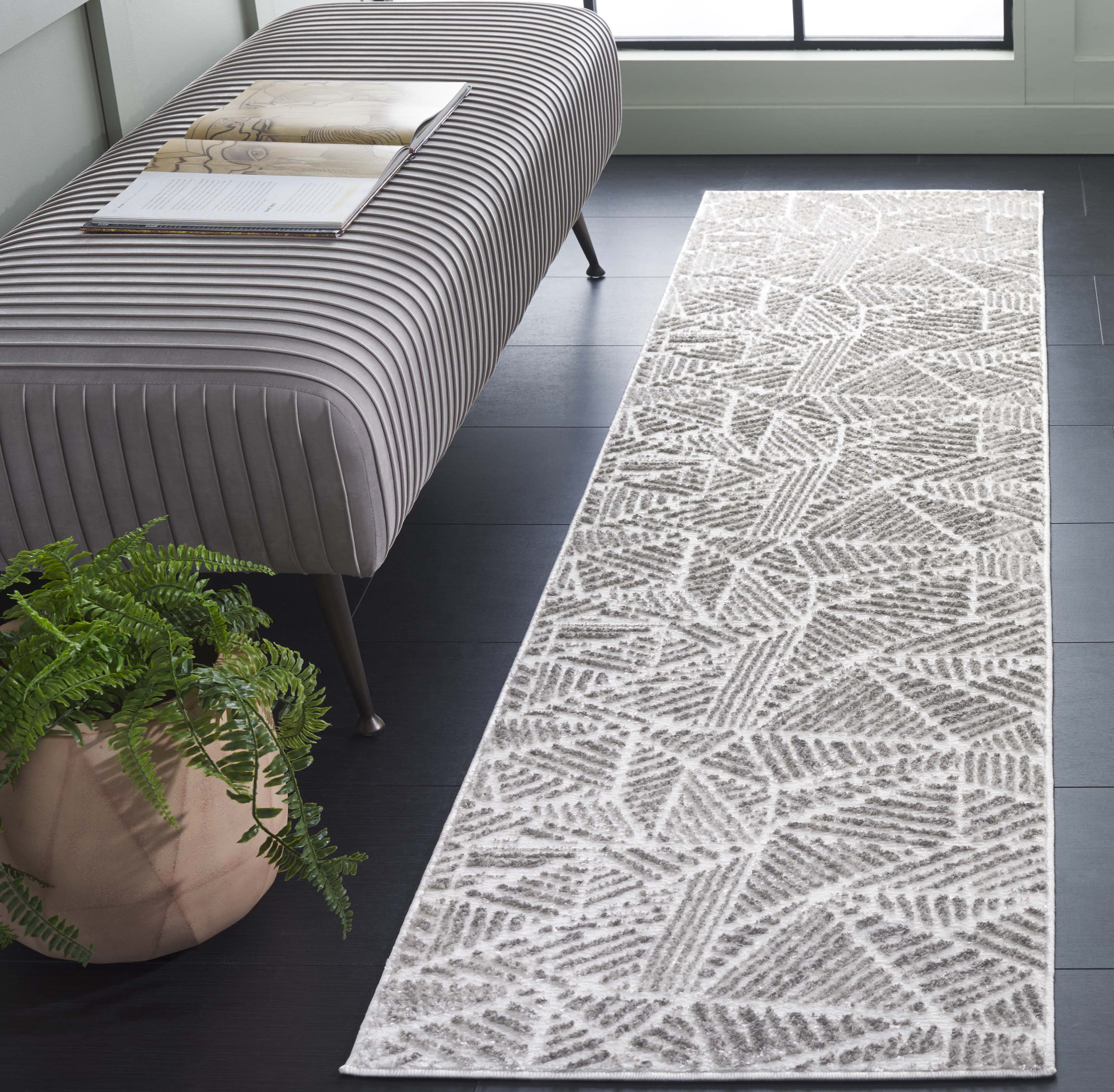 SAFAVIEH Maya Vaughn Geometric Runner Rug, Ivory/Grey, 2' x 8'