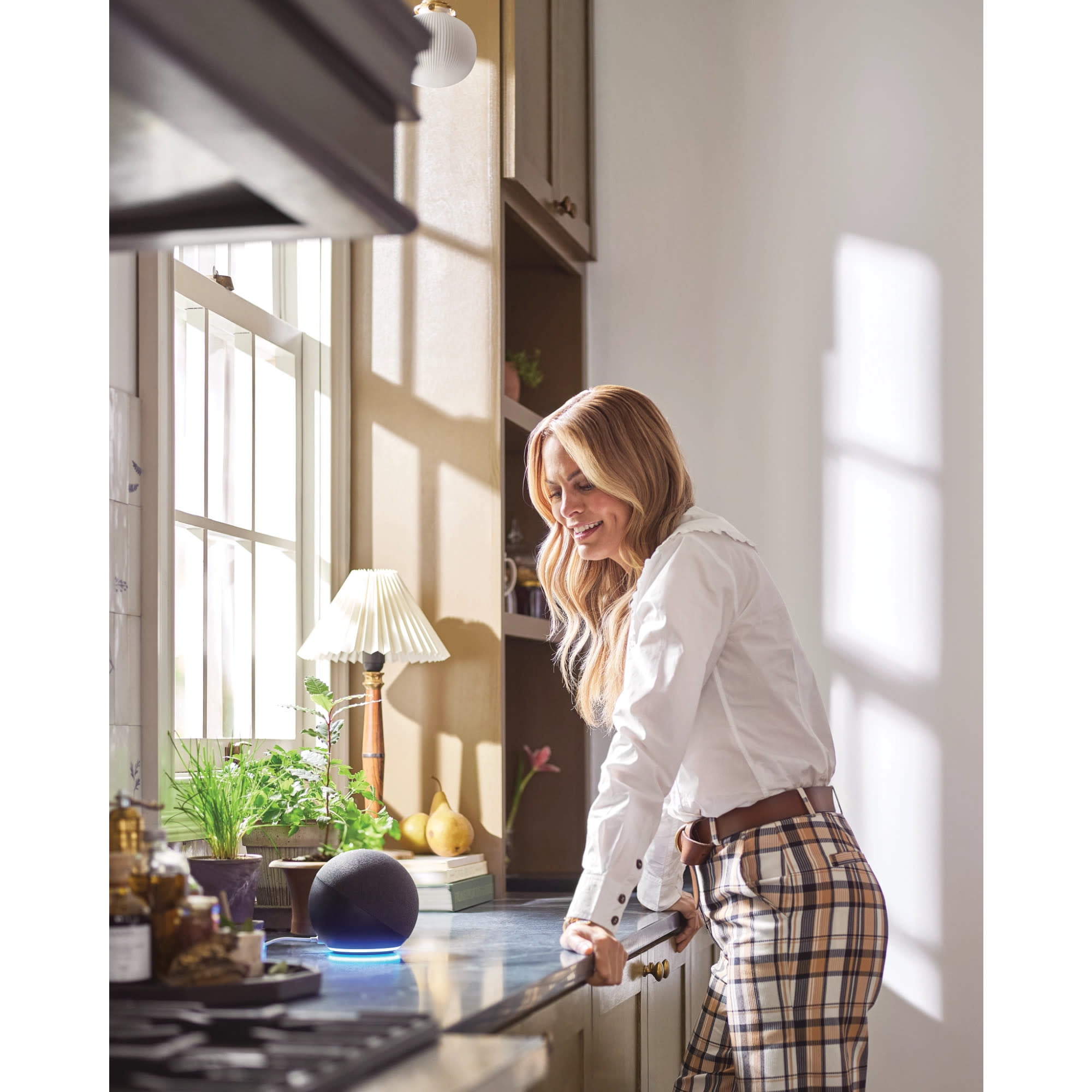 Moen 7770Ev Smyth Smart Kitchen Faucet - Black