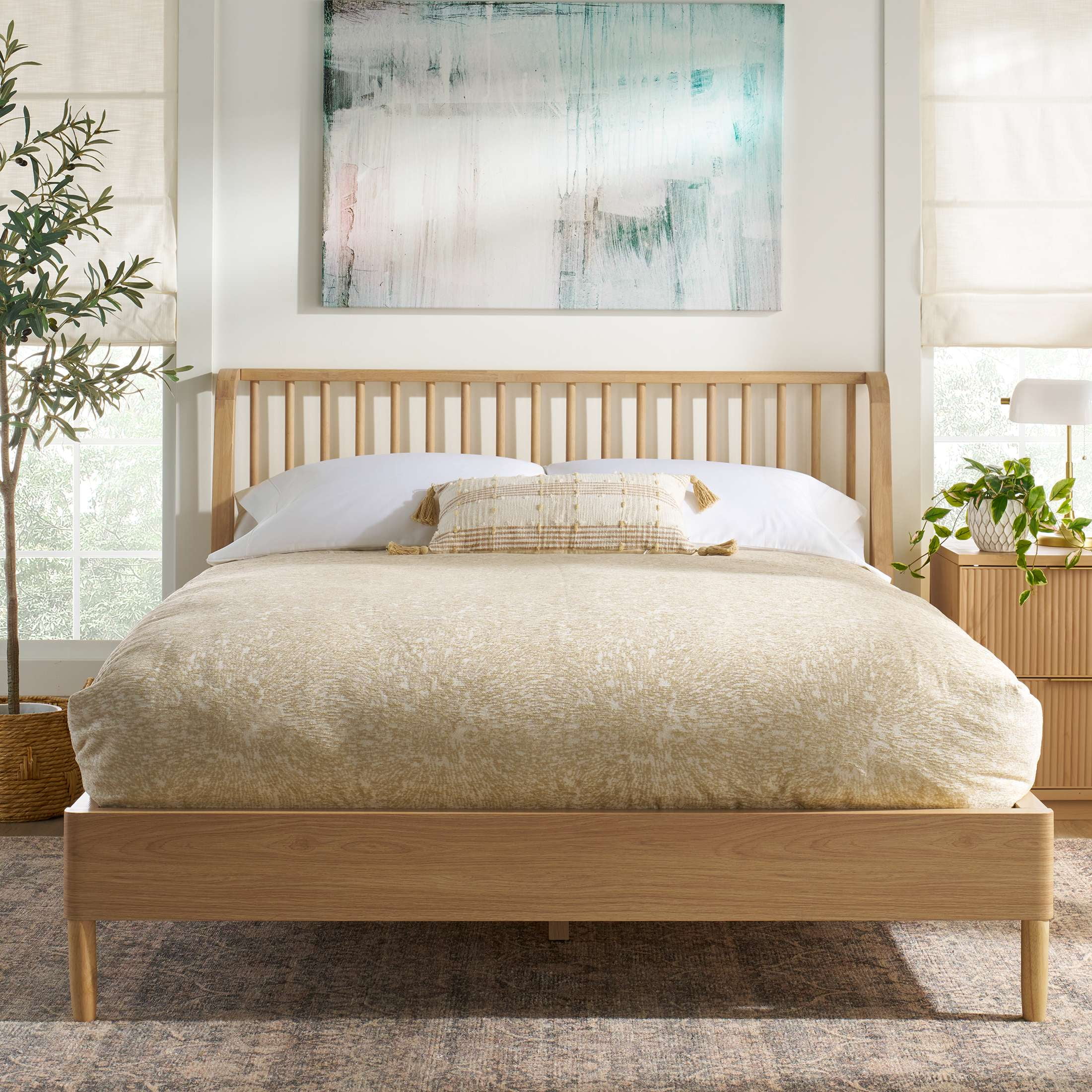 Better Homes & Gardens Lillian Spindle Bed, Queen, Natural Pine Finish