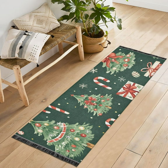 Yayeee Runner Rug for Bedroom 2'x6' Machine Washable Hallway Non Slip Mat, Green Christmas Trees