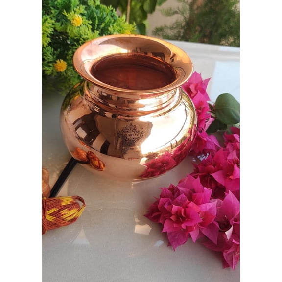Indian Art Villa Copper Kalash - Classic Shine Finish Lota, 17 oz Water Pot