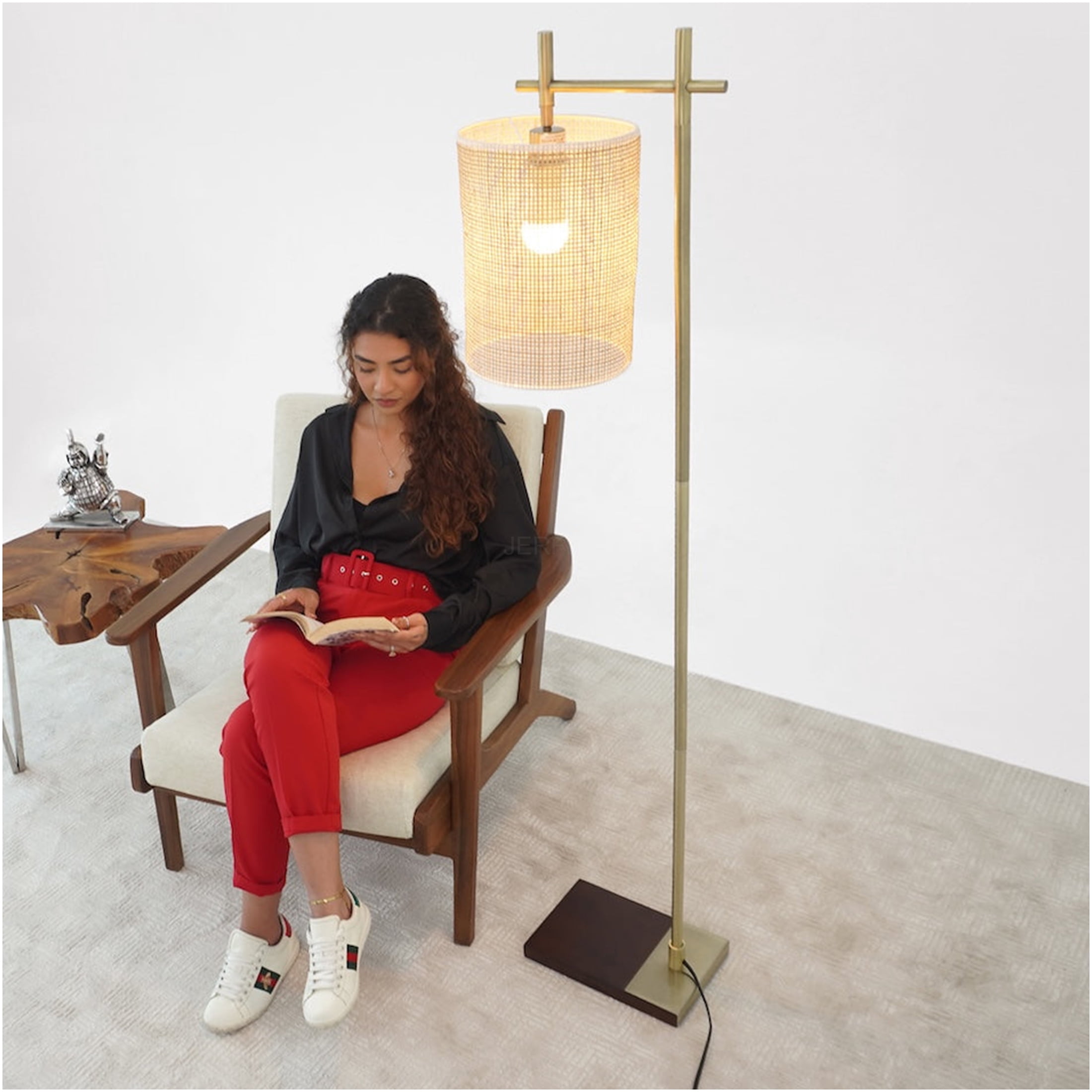JERFIT Gold Modern Floor Lamp for Living Room, Tall Corner Standing Light with Bamboo Shade, Cylinder Design for Bedroom Office Reading Nook, Plug-In Illumination