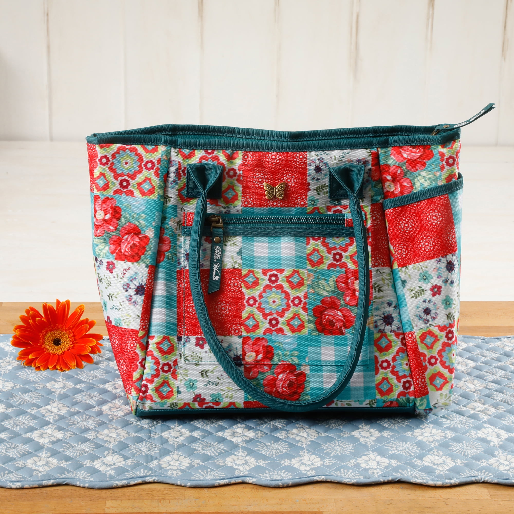 The Pioneer Woman Patchwork Lunch Tote with Hydration Bottle - 0
