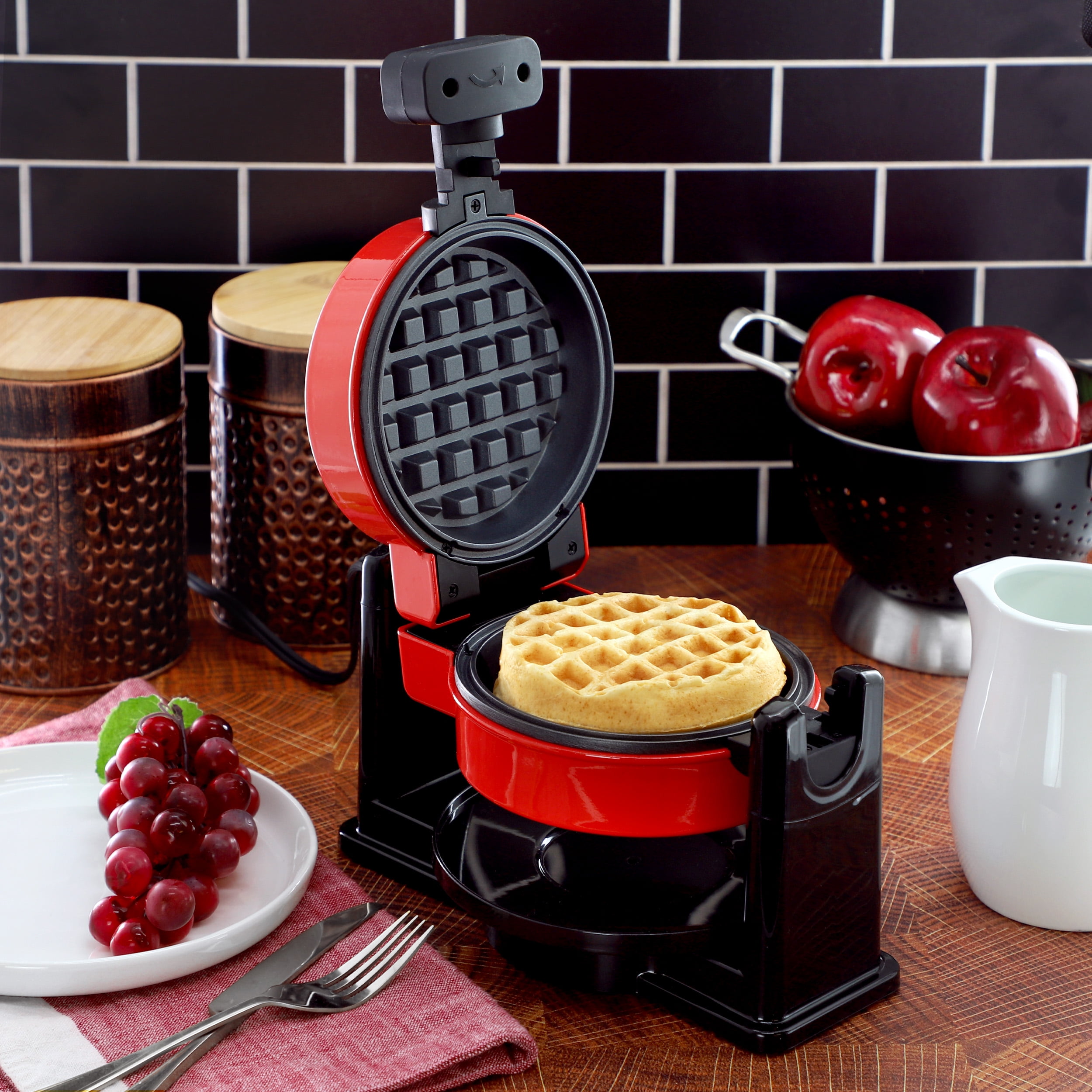 MegaChef Non-Stick Round Electric Flip 5 Inch Belgian Waffle Maker in Red
