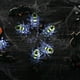 thumbnail image 1 of Guirnalda de luces de araña para Halloween, 20 luces LED amarillas a pilas, decoración de telaraña para interiores y exteriores, fiestas de Halloween, porches, patios y dormitorios., 1 of 6