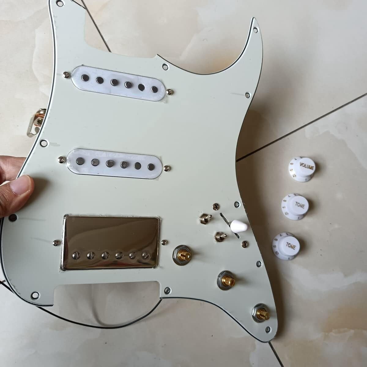 SSH Prewired Guitar Strat Pickguard Set  Ainico 5 Humbucker Pickups Coil Splitting Switch Multi Switch Harnesses ,For Fender ST Electric Guitar Part Replacement
