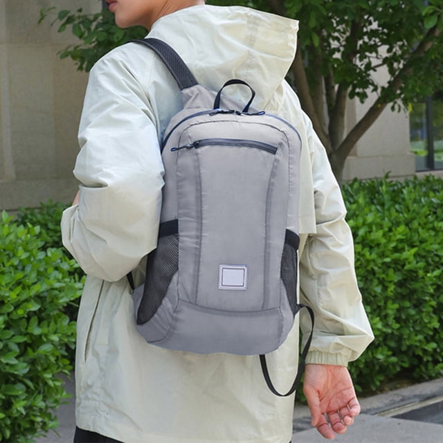 COM1950s Sac à Dos Ultraléger Pliable des Années 1950, Sac de Jour de Voyage Résistant à l'Eau pour la Randonnée et les Déplacements en Plein Air, Conception Compacte et Portable Facile à Transporter et à Ranger