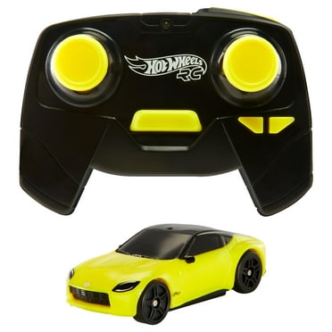 Hot Wheels 1:64 Scale Nissan Z, Battery-Powered RC Car for On- or Off-Track Play