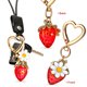 thumbnail image 3 of Raindrops Charm Llavero Fresa Con Anillo Y Margarita Para Accesorios Y Regalos, 3 of 8