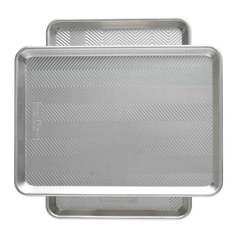 Nordic Ware Prism Quarter Sheet Pan, Metallic