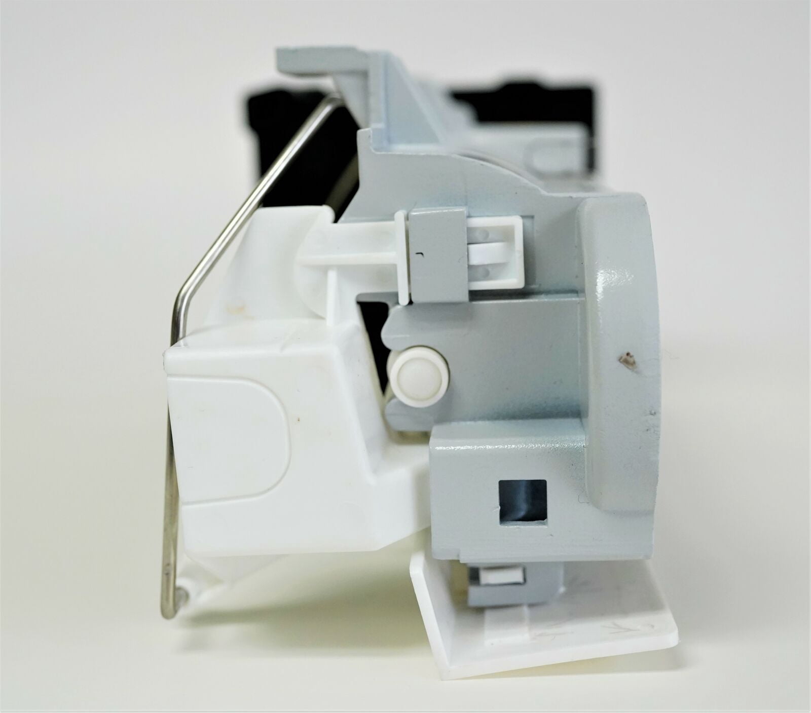 Refrigerator Icemaker for Maytag Amana Jenn Air Whirlpool D7824706Q W10190965