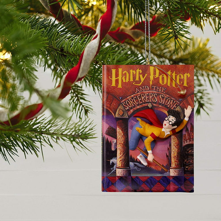  Hallmark 1799QXI3436 Harry Potter Anniversary Keepsake  Christmas Ornaments : Everything Else
