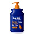 thumbnail image 1 of Champú para perros Douxo Skin & Coat SPA 473 ml, acondicionador 2 en 1, 1 of 7