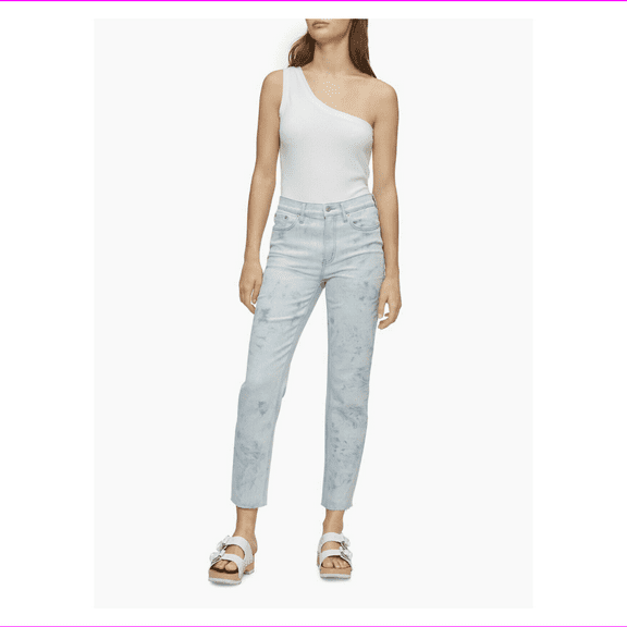 Calvin Klein women's Straight Fit High Rise Light Wash Cut-Off Ankle Size 32