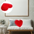 thumbnail image 4 of Cojín de peluche con forma de corazón, ideal como regalo para San Valentín o como decoración para fiestas., 4 of 5