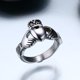 thumbnail image 3 of Anillo de boda de Acero inoxidable Zulema plata antigua corazón palma corona Tamaño 7, 3 of 4