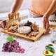 thumbnail image 1 of Tabla De Cocina, Tabla De Queso Rectangular Multiusos De 3 áreas Separadas Con Cuchillos Para Fiesta, 1 of 7