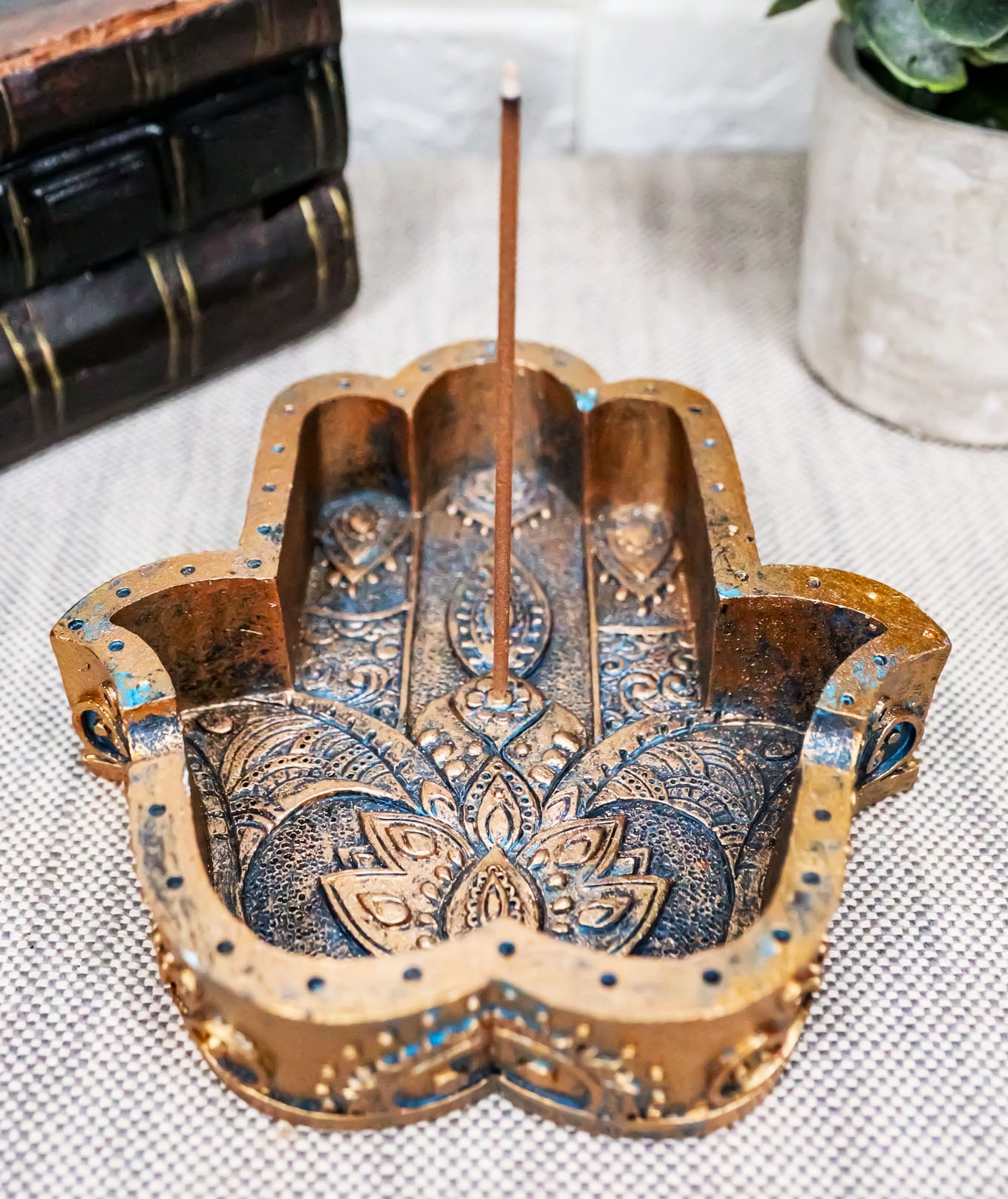 Sacred Symbol Hand of God Hamsa Palm Incense Stick Holder Burner And Ashtray