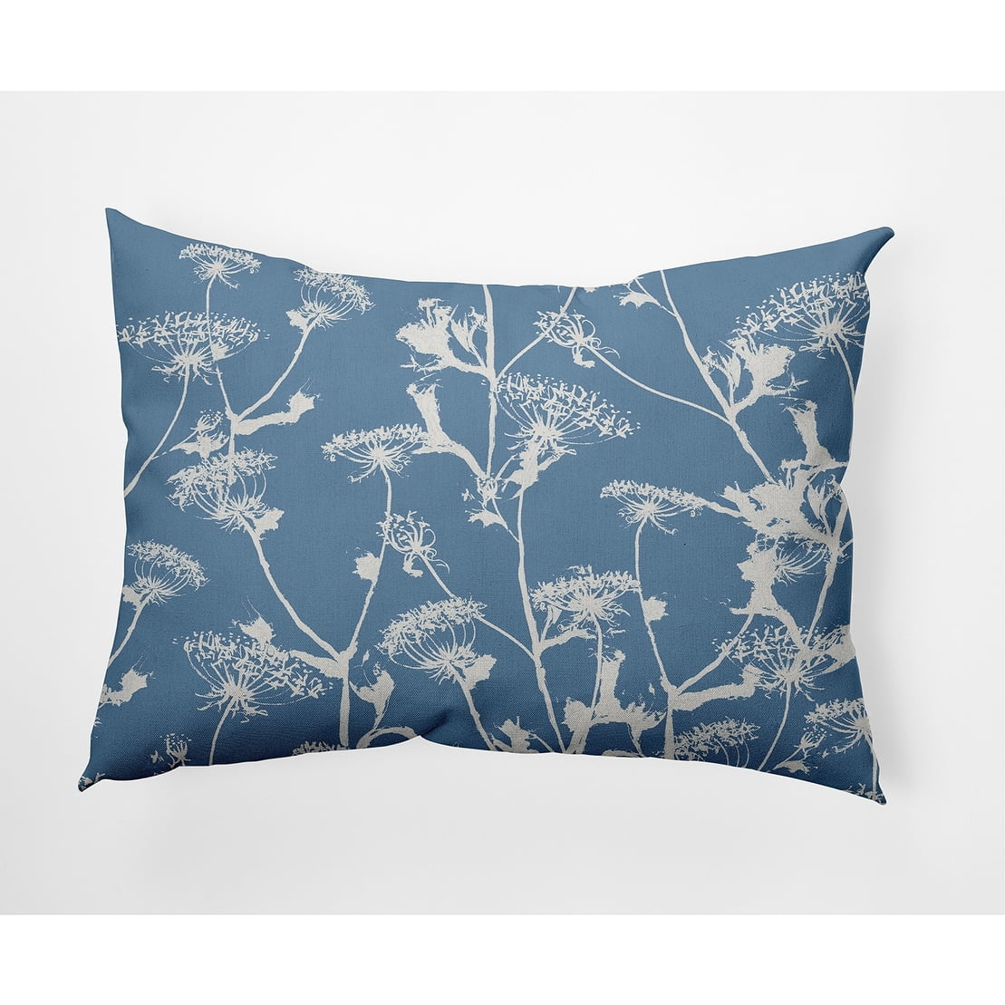 Simply Daisy Windy Blossom Outdoor Pillow, Green/White, 20 in x 20 in