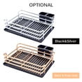 thumbnail image 3 of Organizador de cocina en aleación de aluminio con escurridor, compartimento para cubiertos, platos y cuchillos, incluye bandeja de goteo y portachopsticks en tono oro rosa., 3 of 7