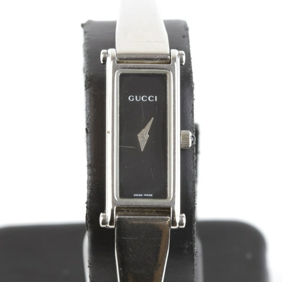 Pre-Owned GUCCI 1500L Quartz Watch for Women (Good)