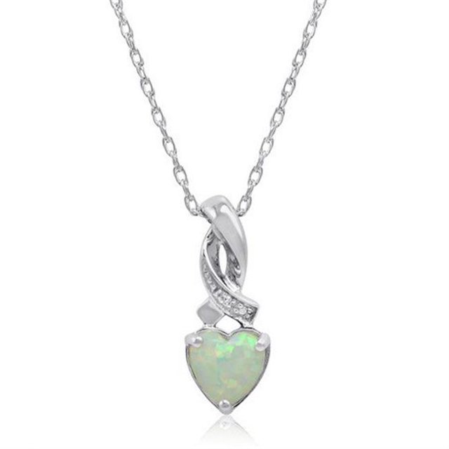 Amanda Rose Collection Pendentif en Forme de Cœur Opale et Diamant en Argent Sterling