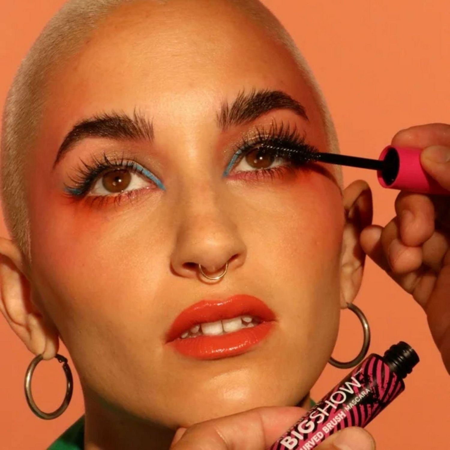 Annabelle Mascara Bigshow Curved Brush Volume courbé, Polyester #6 Super Bulky Yarn