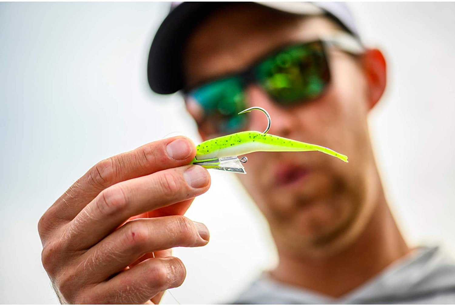 Berkley Gulp! Alive! Minnow 2.5in Emerald Shiner Fishing Bait