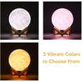 thumbnail image 3 of Luz de noche de carga USB de luna táctil LED (control remoto de 15 cm dieciséis colores para enviar marco de madera) Adepaton QH-037, 3 of 7